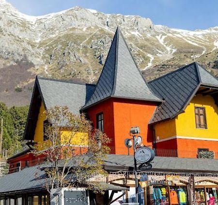 La Villetta Food & Drink Rooms For Rent - No Reception - Л'Аквіла Екстер'єр фото