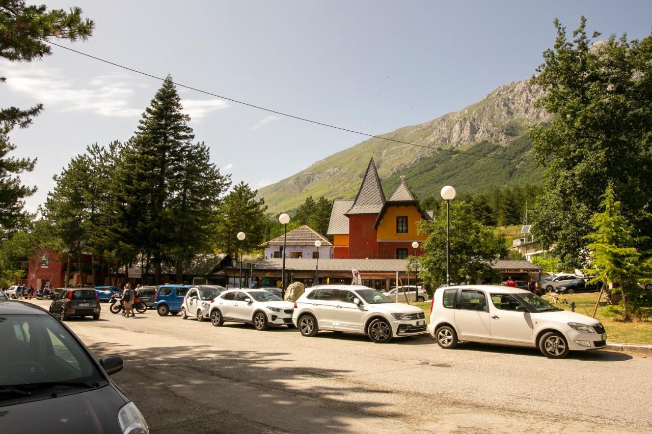 La Villetta Food & Drink Rooms For Rent - No Reception - Л'Аквіла Екстер'єр фото