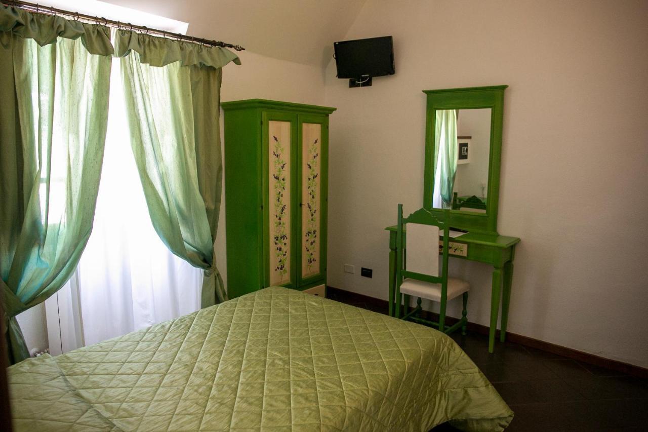 La Villetta Food & Drink Rooms For Rent - No Reception - Л'Аквіла Екстер'єр фото
